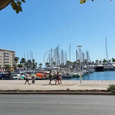 Studio Le Pescadou, Climatise Et Lumineux, A Deux Pas Des Plages Et De La Gare * Saint-Raphaël