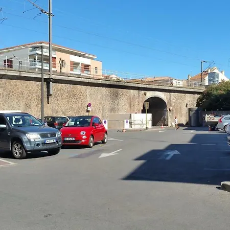 Studio Le Pescadou, Climatise Et Lumineux, A Deux Pas Des Plages Et De La Gare Saint-Raphaël